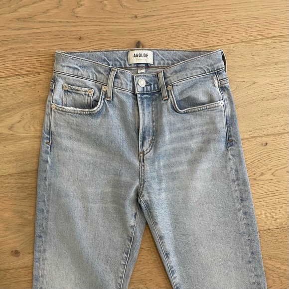 Agolde Toni Mid Rise Skinny Jeans In Daylight - Picture 4 of 10